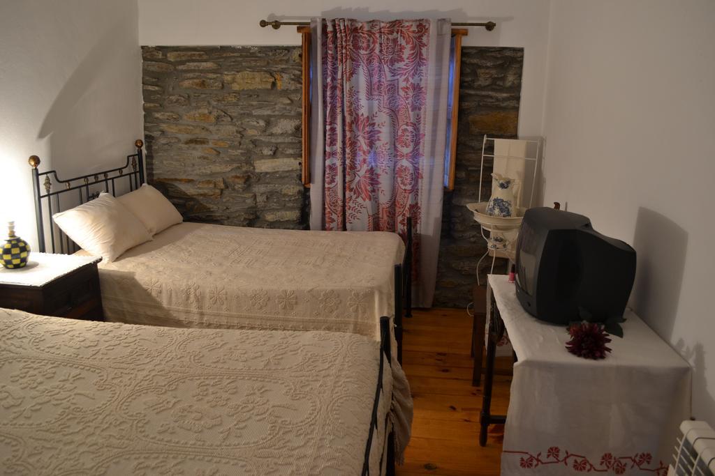 Farm stay Casa De Onor Rio de Onor