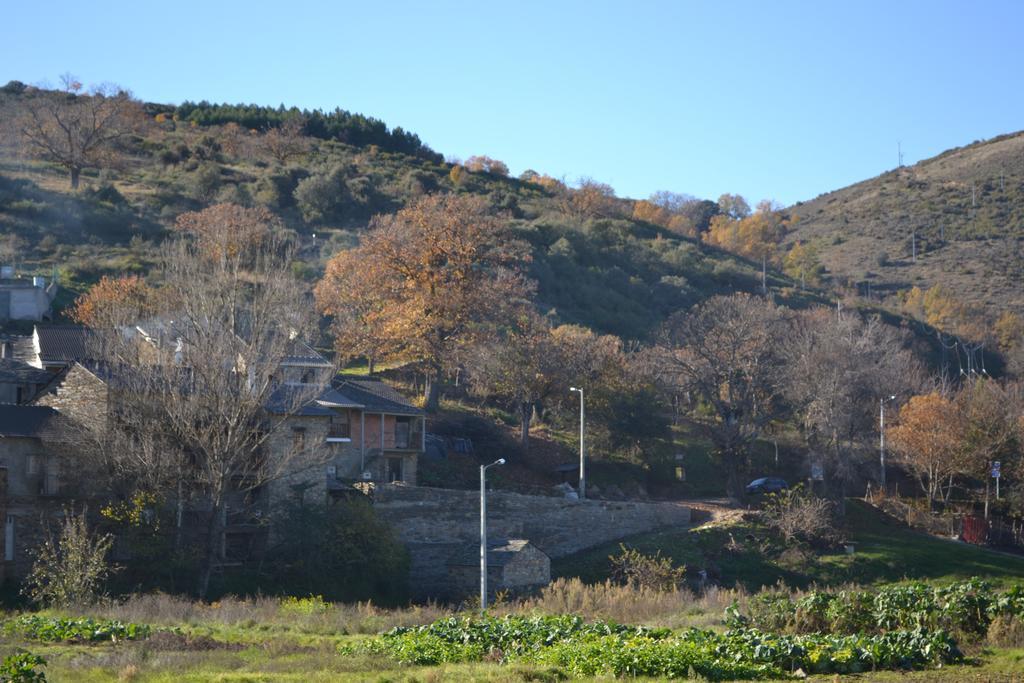 Casa De Onor Rio de Onor
